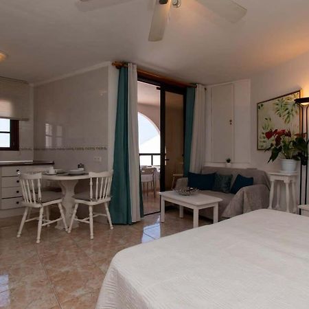 Parque Santiago II 269 - Studio With Sea And Pool Views Playa de las Americas  Exterior photo