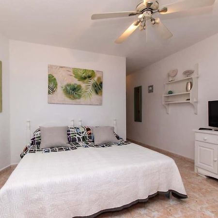 Parque Santiago II 269 - Studio With Sea And Pool Views Playa de las Americas  Exterior photo