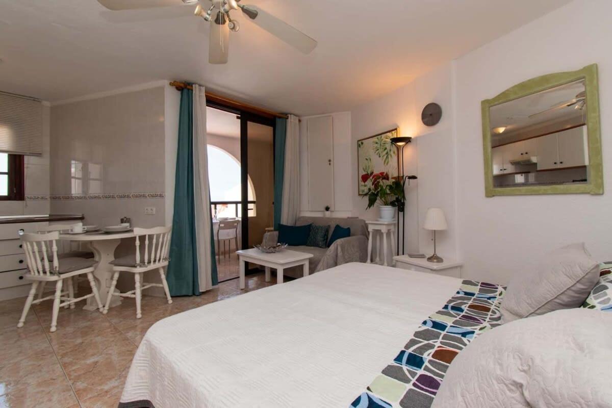 Parque Santiago II 269 - Studio With Sea And Pool Views Playa de las Americas  Exterior photo
