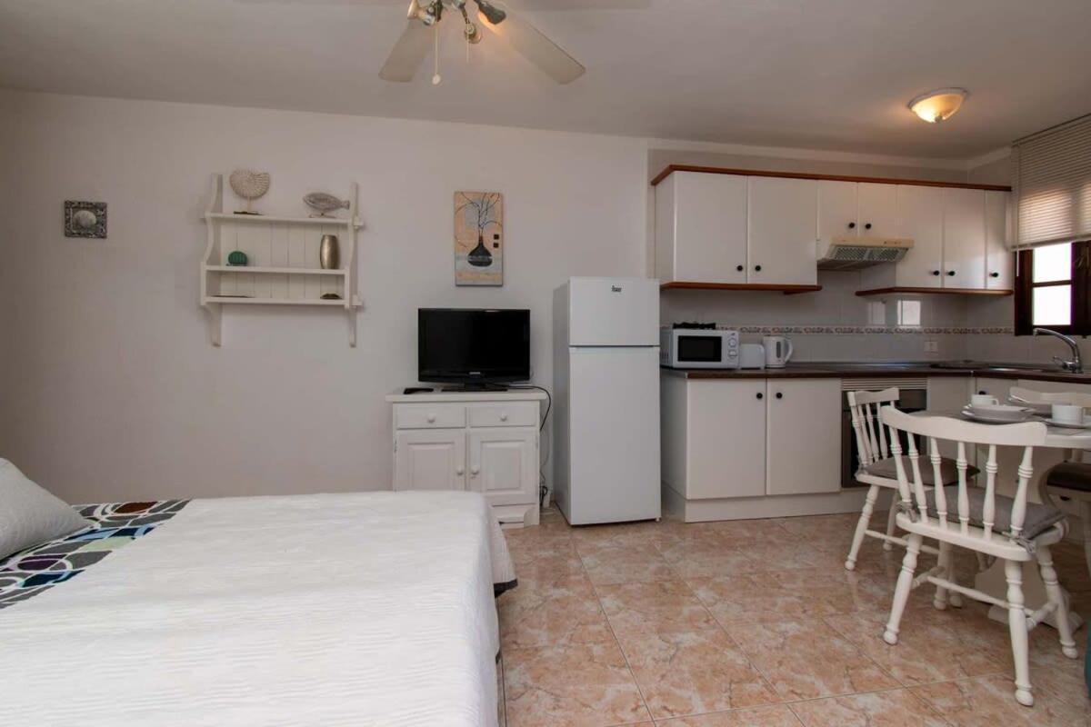 Parque Santiago II 269 - Studio With Sea And Pool Views Playa de las Americas  Exterior photo